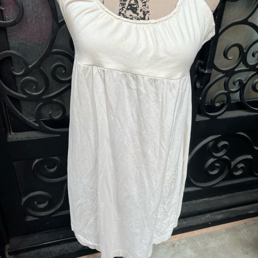 Honolua dress size medium,